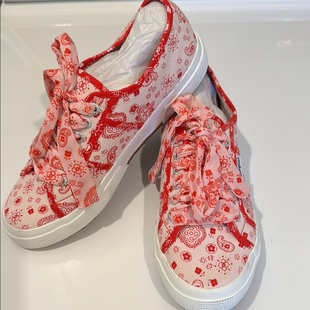 Superman Red and White Patterned Women’s lace up sneaker